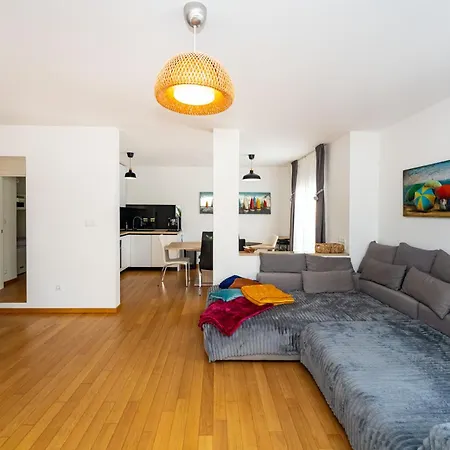 דירה Tribunj Tribalj