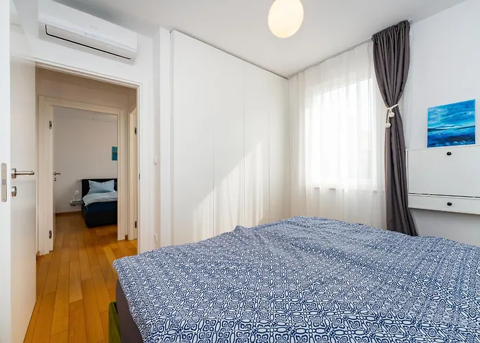 Apartment Tribunj Tribunj (Sibenik-Knin)